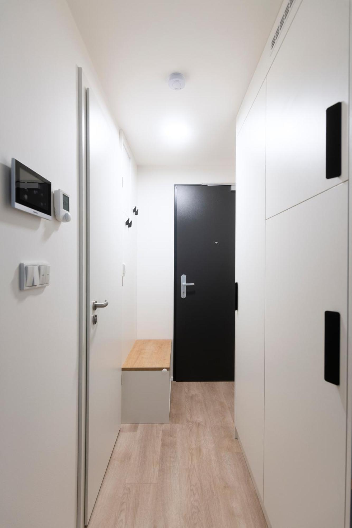 Apartament Mozart, Free Onsite Parking, Air Conditioning, 1gbs Wifi *