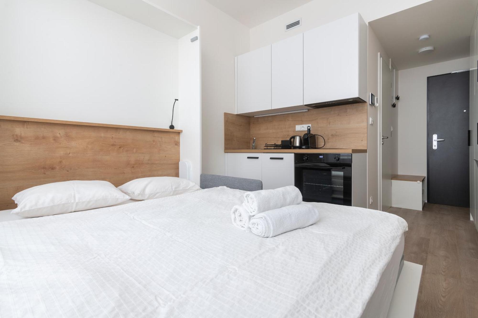Mozart, Free Onsite Parking, Air Conditioning, 1gbs Wifi Apartament